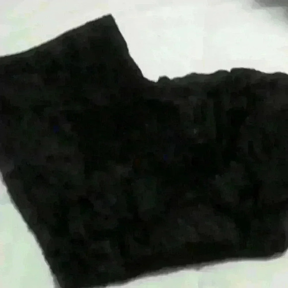 Scarf - Picture 1 of 2